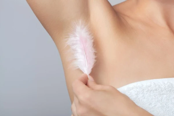 Kas notiks, ja pārstāsiet lietot dezodorantu