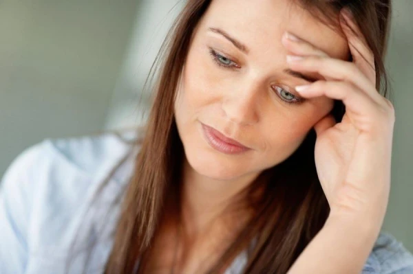 Bīstams vecums: Latvijas sievietes vecumā no 30 līdz 44 gadiem mirst divreiz biežāk nekā vidēji ES