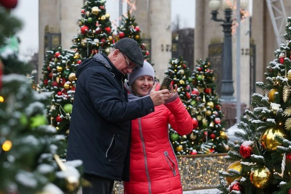 «Absurds!» Krievijā aicina atcelt Ziemassvētku svinības