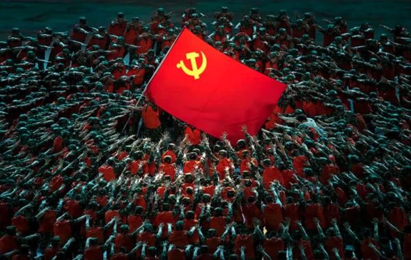 Apvienotajā Karalistē nobijās no Ķīnas varas