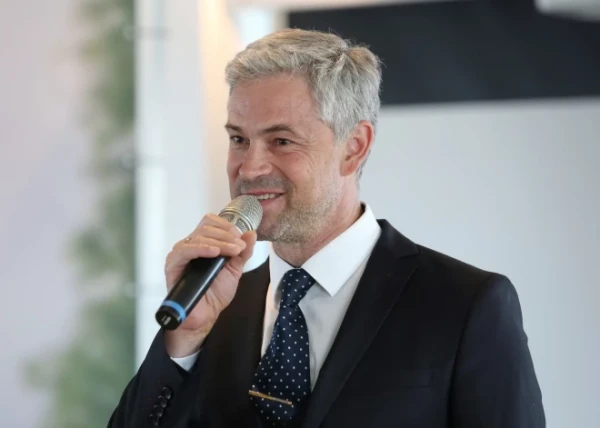 «Mēs nevaram atļauties ienīst viens otru» - latviešu aktieris