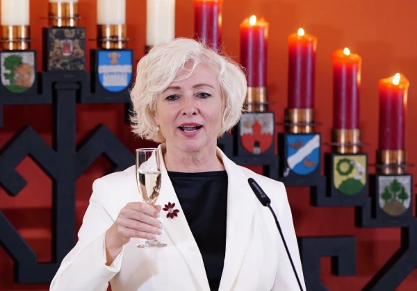 «Mūsu orientācija!» Latvijas iedzīvotāji gatavi aizstāvēt rietumu vērtības?