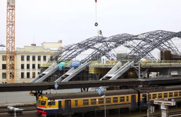 Latvijas budžetā atrasti 22 miljoni eiro: ietaupītais tiks iztērēts «Rail Baltica» pārprojektēšanai