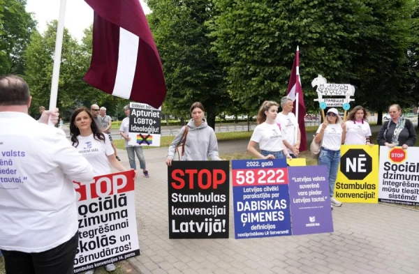 Jaunākie Latvijas partiju reitingi: simpatiju maiņa