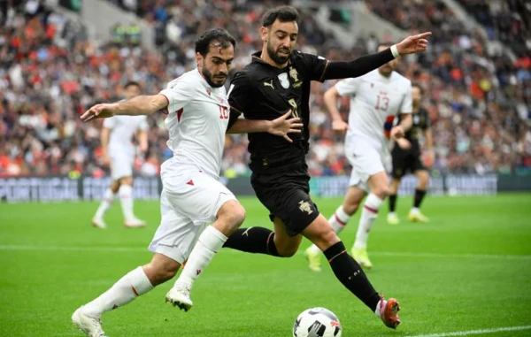 Portugāles izlase bez Ronaldu iznīcināja Armēnijas komandu