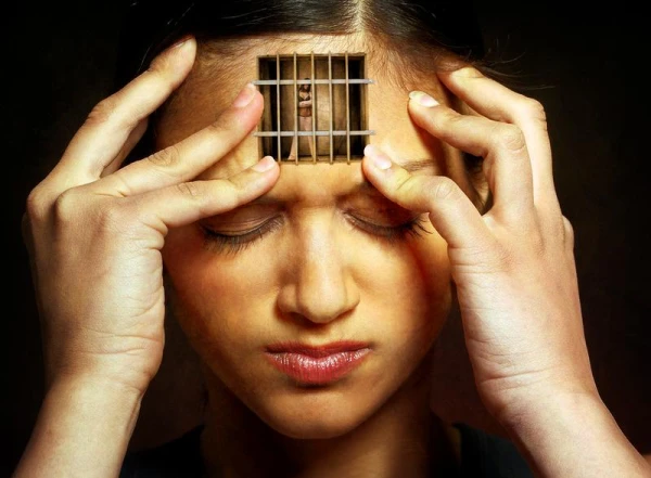 10 efektīvi veidi, kā atbrīvoties no galvassāpēm bez medikamentiem