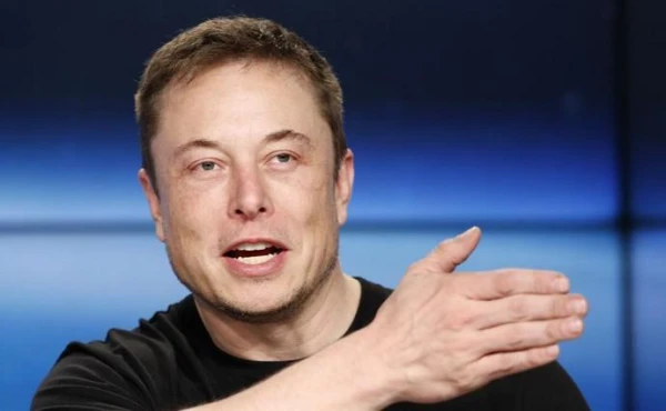 Ilons Masks asi kritizēja Windows