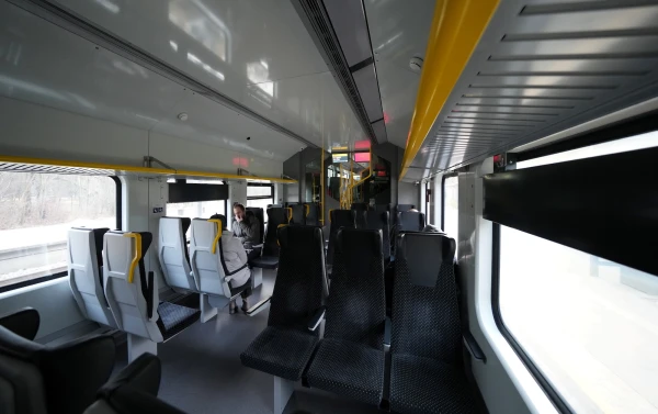 Daži 18. novembrī varēs braukt vilcienos bez maksas