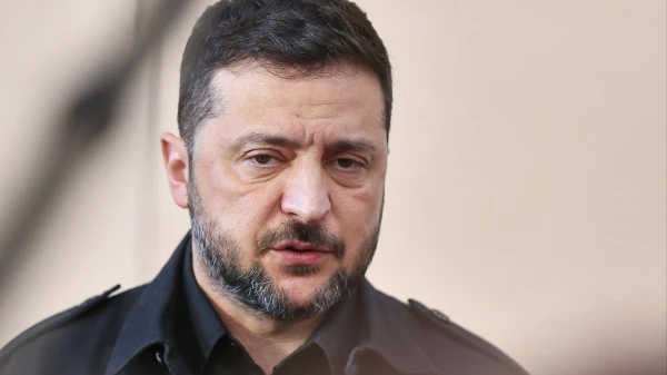 Zelenskis stāstīja par grūto izvēli Ukrainai