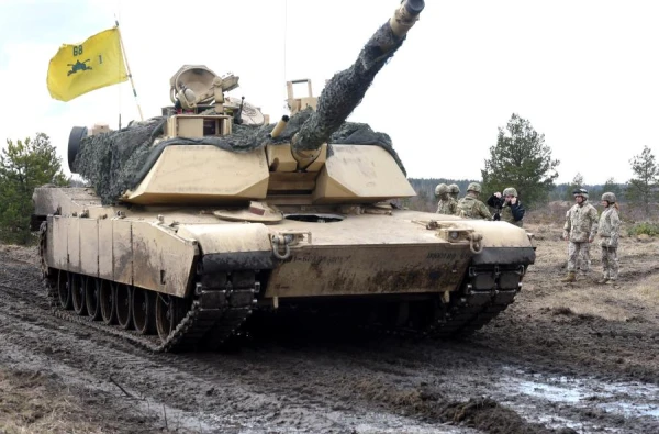 Ādažu poligonā noslēgušās NATO mācības «Iron Spear»