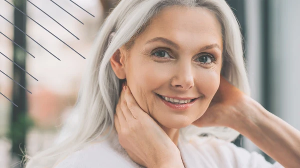 7 veidi, kā katru dienu izskatīties jaunākam: vienkārši ieradumi, kas patiešām darbojas