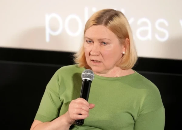 «Izlikties, ka aizliegums darbojas, ir bezjēdzīgi» - eksperts par valsts «strausa» politiku