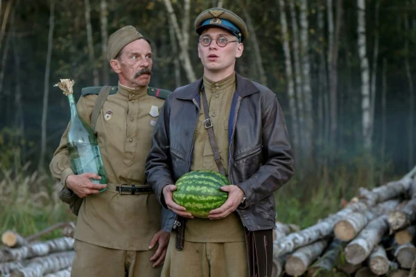 На войне бывает прикольно, стремится показать новая картина.