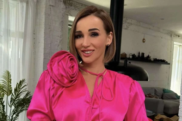 Теперь она сможет корректировать поведение спутника жизни.