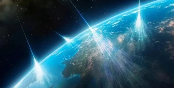 100 gadus ilgais noslēpums par kosmiskajiem stariem tuvojas atklāšanai: ko noskaidrojuši fiziķi