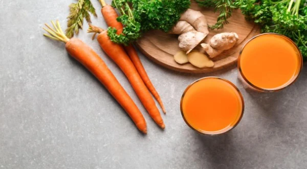 Ārsts ieteica dzērienu imunitātes stiprināšanai un svara samazināšanai no diviem vienkāršiem komponentiem