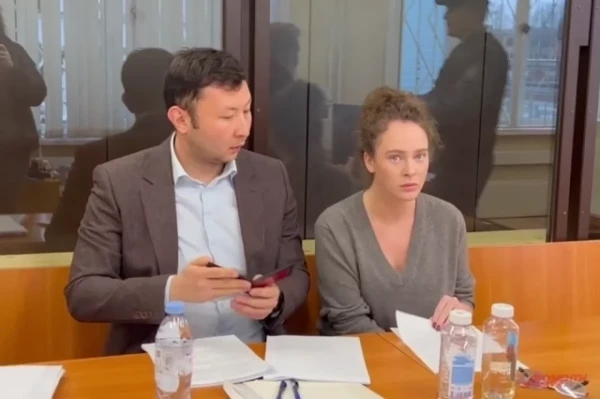 Aktrisei Aglai Tarasovai var noteikt nosacītu sodu par kontrabandas lietu