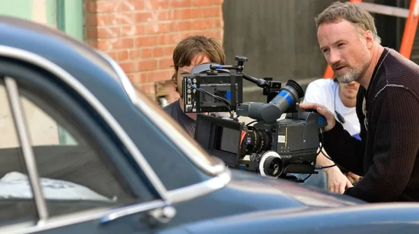 63-летний режиссер в прекрасной форме.