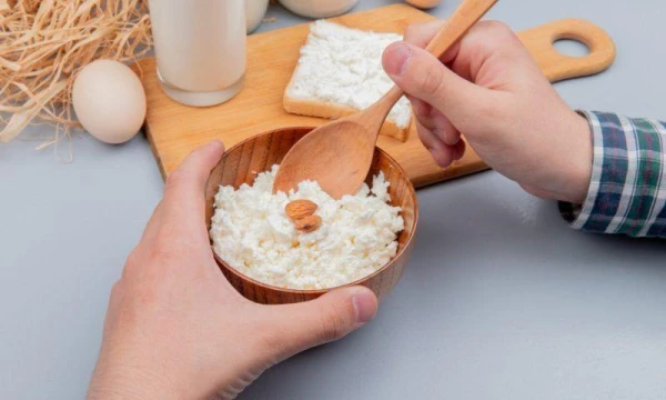 Kefīra ieguvumi un kaitējums