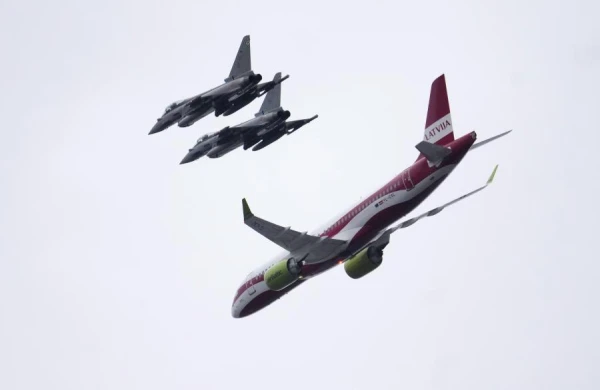 «Fitch» pazemina «airBaltic» reitingu uz «CCC+»