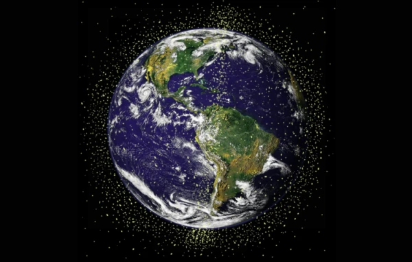 Вокруг нашей планеты летает вся таблица Менделеева.