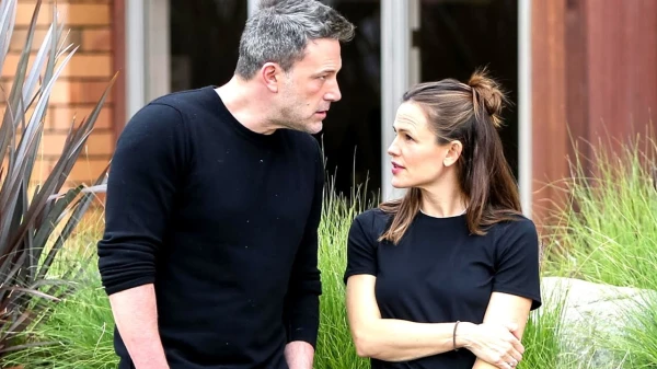 Bens Afleks un Dženifera Gārnere atzīmēja Pateicības dienu kopā