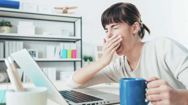 Miega trūkums: kā organisms signalizē par problēmu