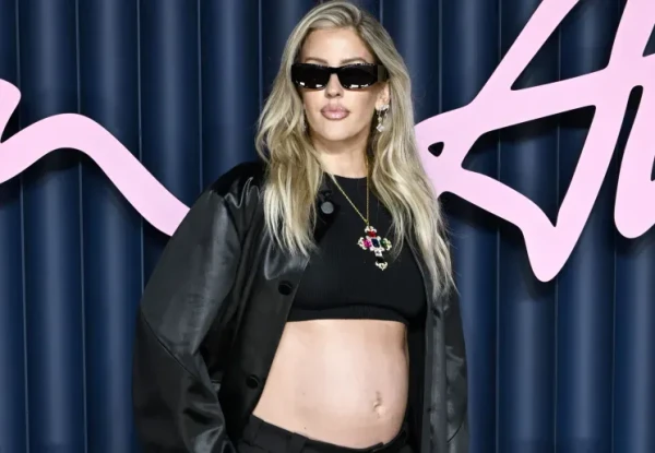 Артистка гордится тем, что скоро станет мамой.