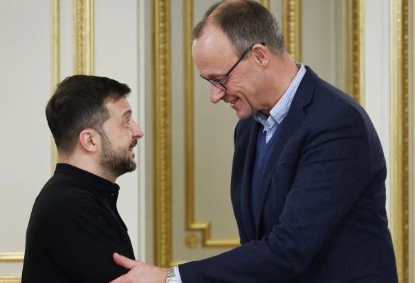 Krievijas aktīvi: Mercs plānojis steidzamu vizīti Beļģijā