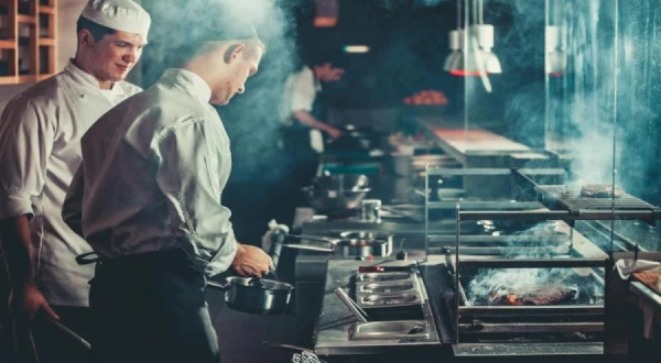Šefpavārs nosauc ēdienu, kuru nevajadzētu pasūtīt restorānā
