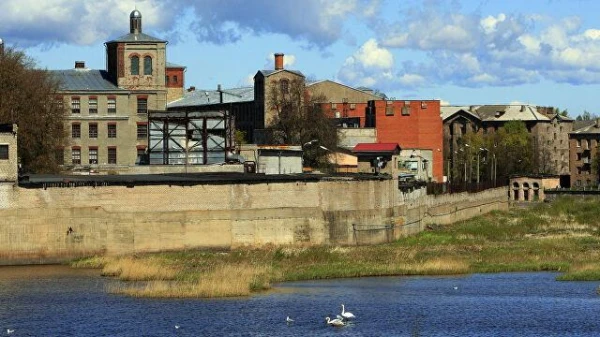 Narvas pensionārs iekļuva Krievijā 50 metru un 40 sekunžu laikā. Kas notika tālāk?