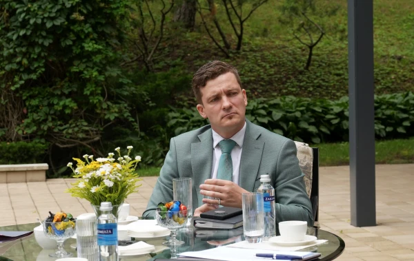 CVK vadītājs Zviedris deklarējis dzīvokli un divas automašīnas