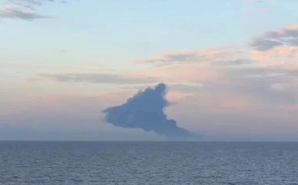 Пожар на танкере Kairos после удара дрона ВСУ.