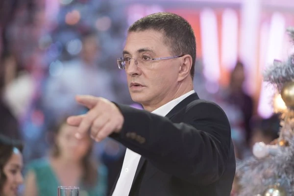 «Jums nav smadzeņu!» Doktors Mjasņikovs vērsās pie Krievijas iedzīvotājiem