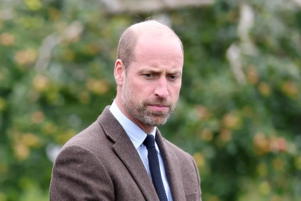 Princis Viljams iecerējis iznīcināt veco svētku tradīciju karaliskajā ģimenē