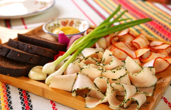 Speķis var būt noderīgs: ārsts pastāsta, cik daudz var ēst bez kaitējuma