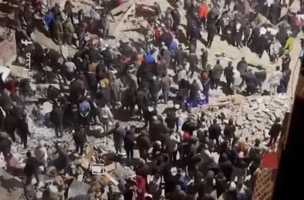 Marokā sagrūstot divām ēkām, gājuši bojā 22 cilvēki