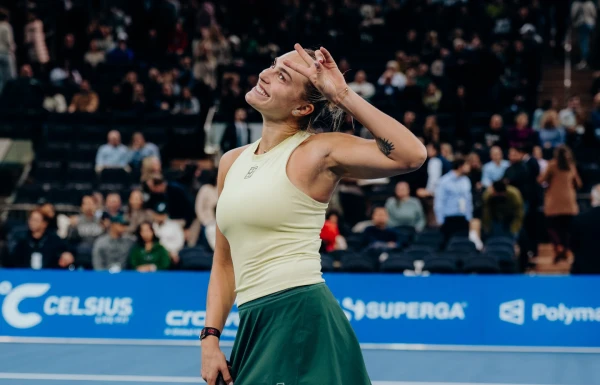 Arina Sobolenko atbildēja Pīram Morganam uz jautājumu par visu laiku lielāko tenisisti, bet par savām iemīļotajām nosauca trīs citas