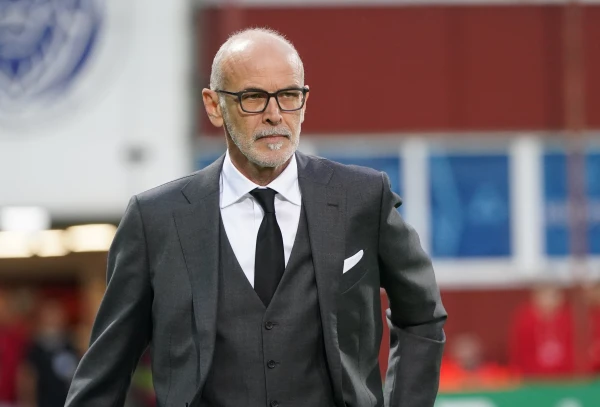 Nikolato turpinās vadīt Latvijas futbola izlasi vismaz līdz nākamā gada aprīlim