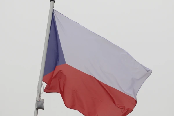 Jaunais Čehijas premjerministrs atteicās ieguldīt naudu Ukrainā