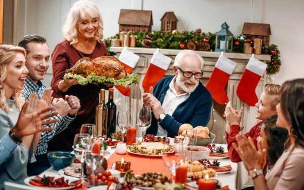 Aizkustinošas tradīcijas. Kā dažādās valstīs svin Ziemassvētkus?