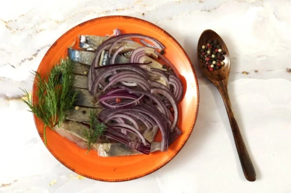 Alternatīva sarkanajai zivij: kā iegūt omega-3 bez būtiskām izmaksām