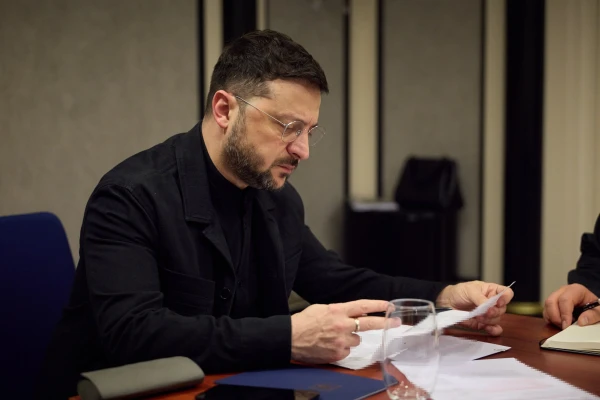 Zelenskis: Ukraina neatzīs Donbasu par Krievijai piederošu