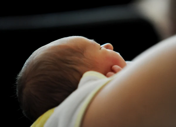 Dzimstība Latvijā turpina krist: mīnus 10% desmit mēnešos