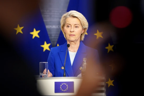 «Forbes» par pasaulē ietekmīgāko sievieti atzīst Leienu; 81. vietā - Ruginiene