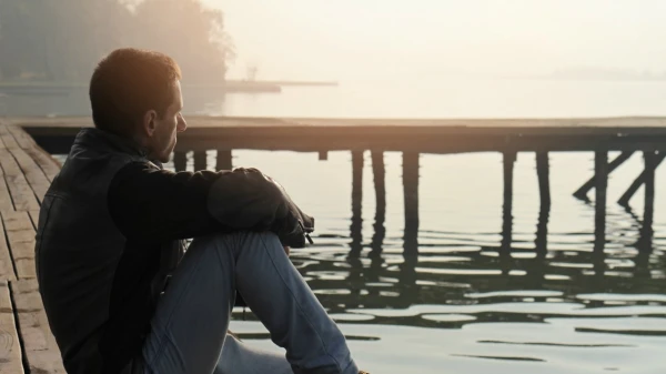 8 introvertu spēcīgās īpašības, kas padara viņus unikālus