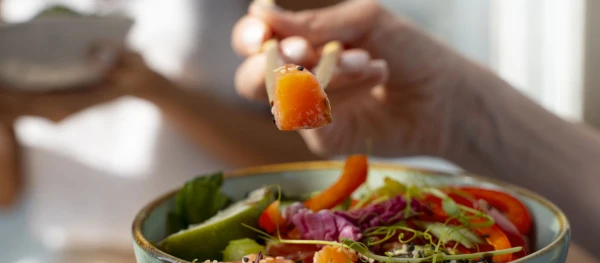 Ieradumi, kas palīdz ēst ar baudu un nepieņemties svarā