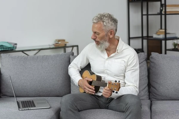 Atklāts vienkāršs veids, kā uzlabot smadzeņu darbību vecumdienās