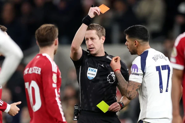 Anglijas čempionāts. «Liverpūle» viesos izcīnīja uzvaru pār «Tottenhemu»