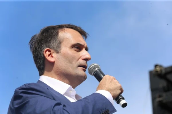 Francijā reaģēja uz ASV paziņojumu par «dziļo valsti»